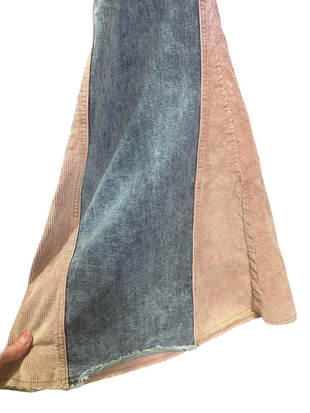 Oli & Hali Two-Tone Flare Jeans in Blue and Pink - Picture 5 of 7